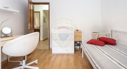 Residential - Condo/Apartment - T3 - Rio de Mouro, Sintra - PT