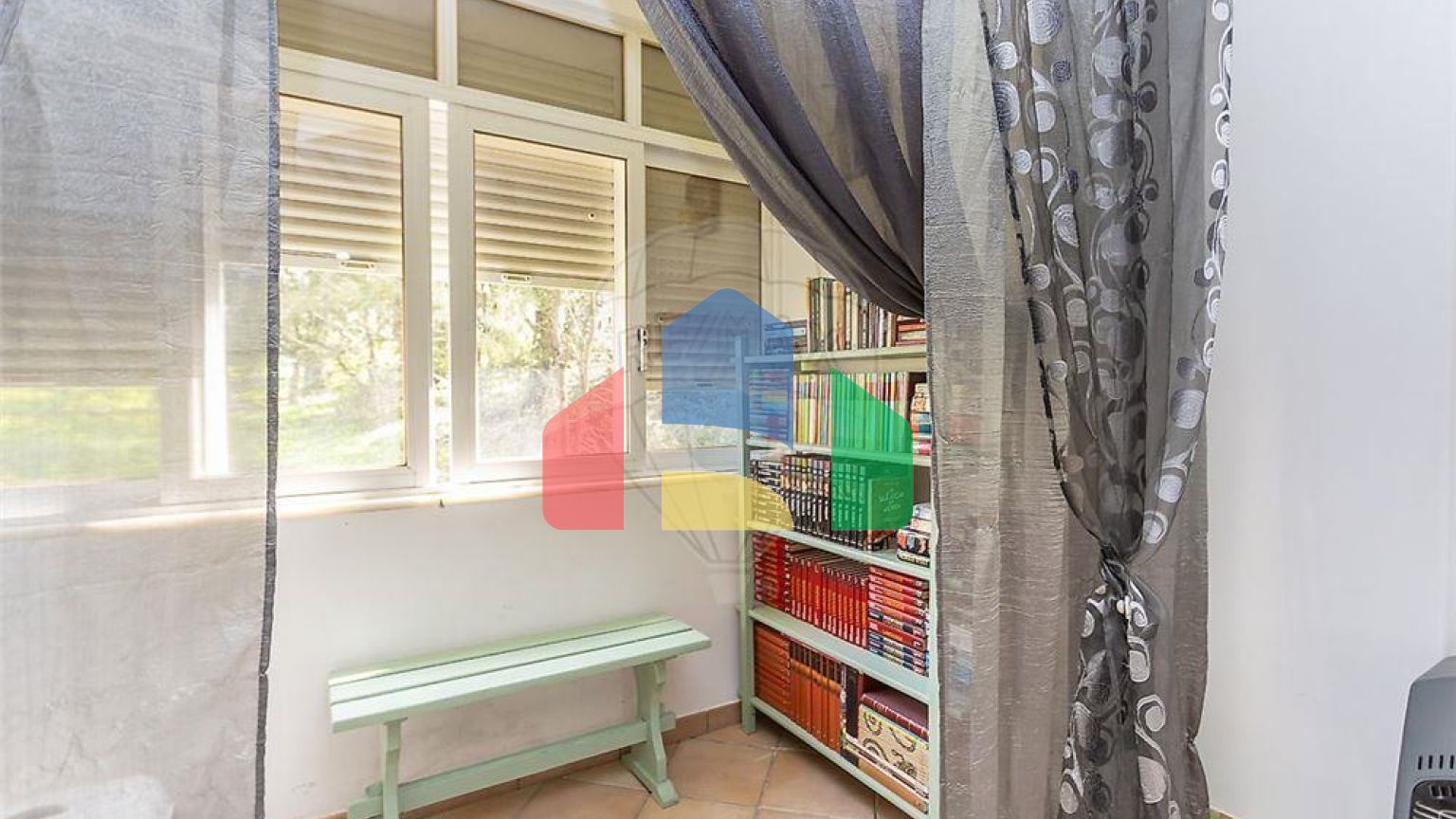 Residential - Condo/Apartment - T3 - Rio de Mouro, Sintra - PT