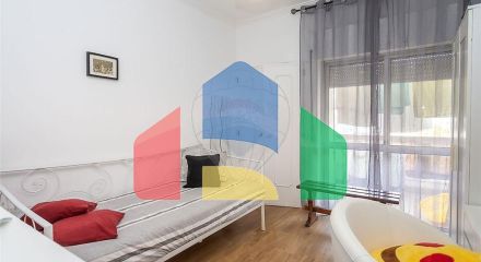 Residential - Condo/Apartment - T3 - Rio de Mouro, Sintra - PT