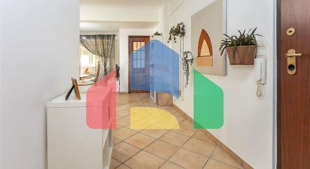 Residential - Condo/Apartment - T3 - Rio de Mouro, Sintra - PT