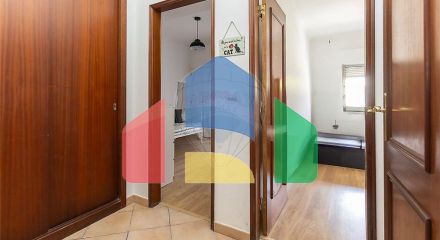 Residential - Condo/Apartment - T3 - Rio de Mouro, Sintra - PT