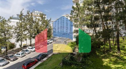 Residential - Condo/Apartment - T3 - Rio de Mouro, Sintra - PT