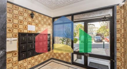 Residential - Condo/Apartment - T3 - Rio de Mouro, Sintra - PT