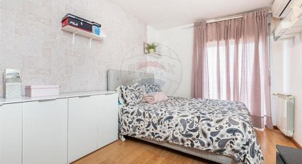 Residential - Condo/Apartment - T2 - Rio de Mouro, Sintra - PT