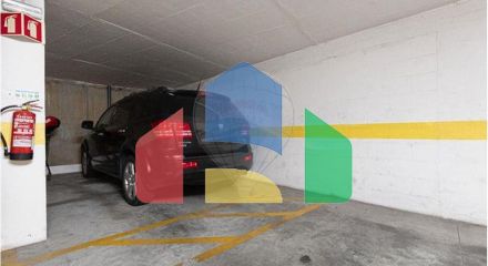 Residential - Condo/Apartment - T2 - Rio de Mouro, Sintra - PT