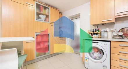 Residential - Condo/Apartment - T2 - Rio de Mouro, Sintra - PT