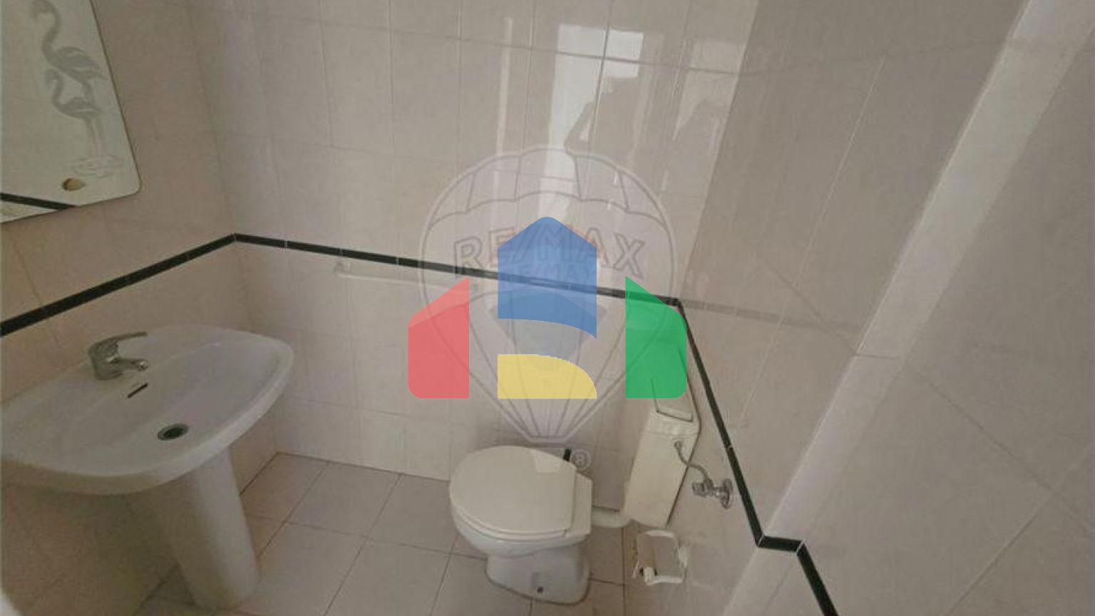 Residential - Condo/Apartment - T3 - Rio de Mouro, Sintra - PT