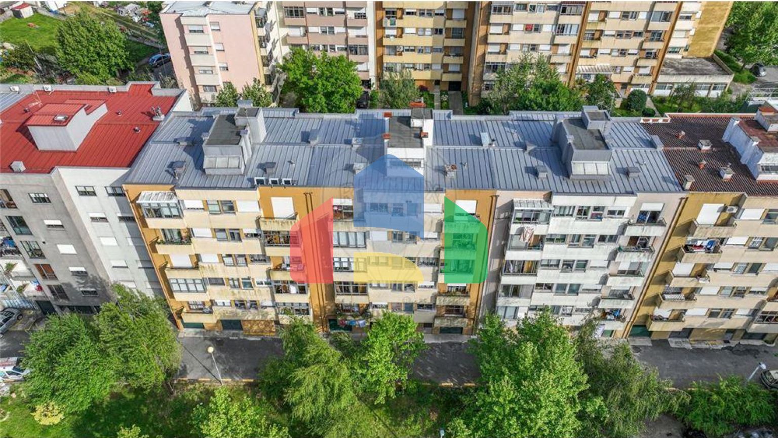 Residential - Condo/Apartment - T2 - Lomar e Arcos, Braga - PT