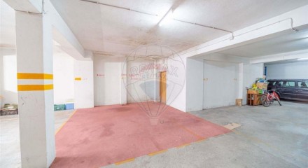 Residential - Condo/Apartment - T2 - Torrados e Sousa, Felgueiras - PT