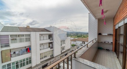 Residential - Condo/Apartment - T2 - Torrados e Sousa, Felgueiras - PT