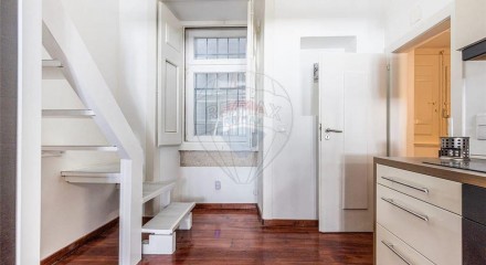 Residential - Condo/Apartment - Santa Maria Maior, Lisbon - PT
