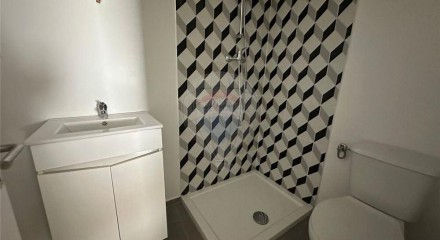 Residential - Condo/Apartment - T1 - Santa Maria Maior, Lisbon - PT