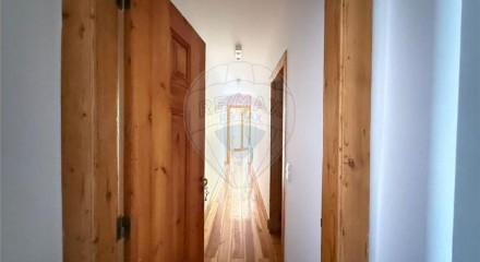 Residential - Condo/Apartment - T3 - Santa Maria Maior, Lisbon - PT