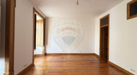 Residential - Condo/Apartment - T3 - Santa Maria Maior, Lisbon - PT