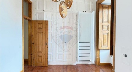 Residential - Condo/Apartment - T3 - Santa Maria Maior, Lisbon - PT