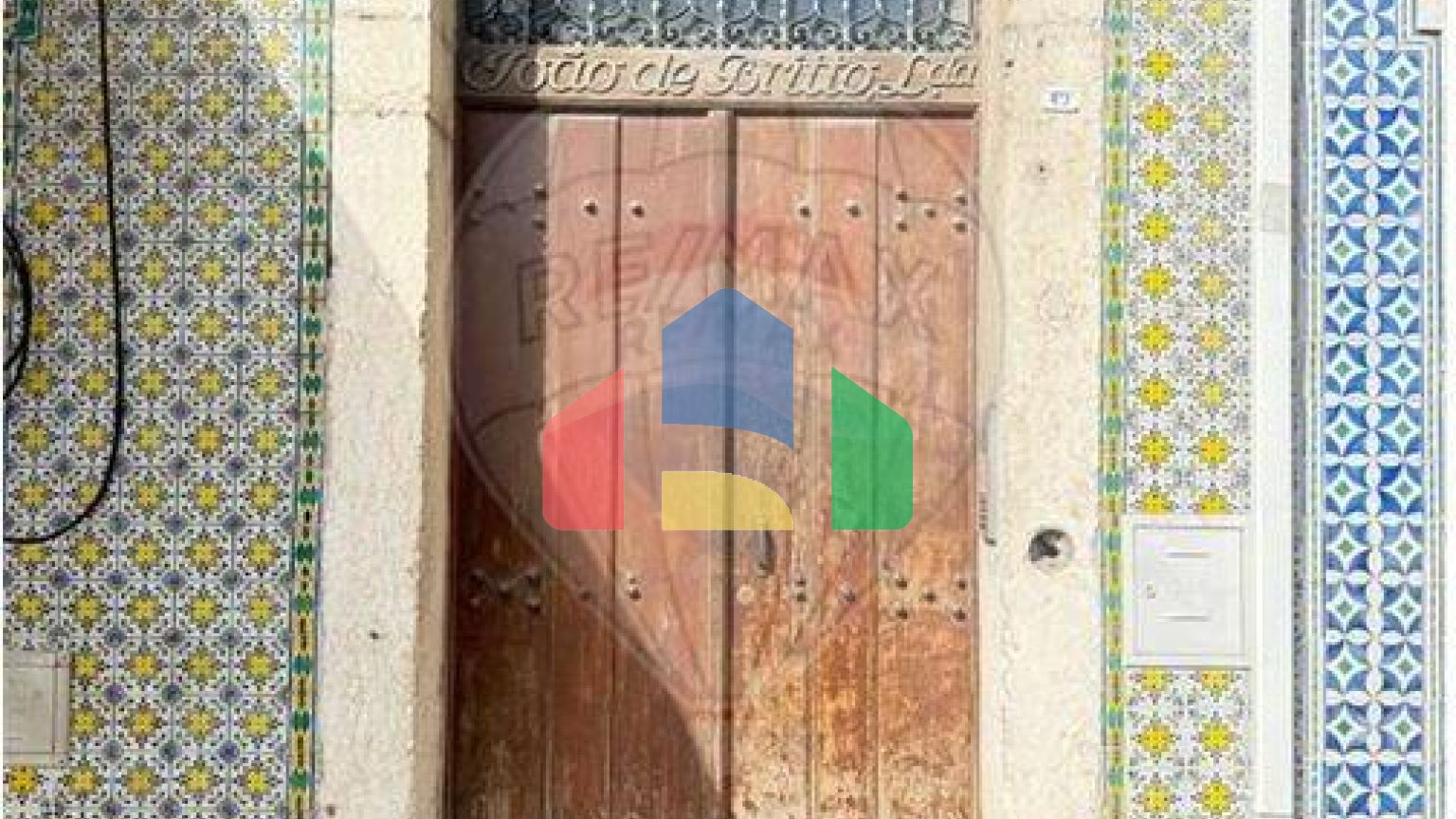 Residential - Condo/Apartment - T3 - Santa Maria Maior, Lisbon - PT