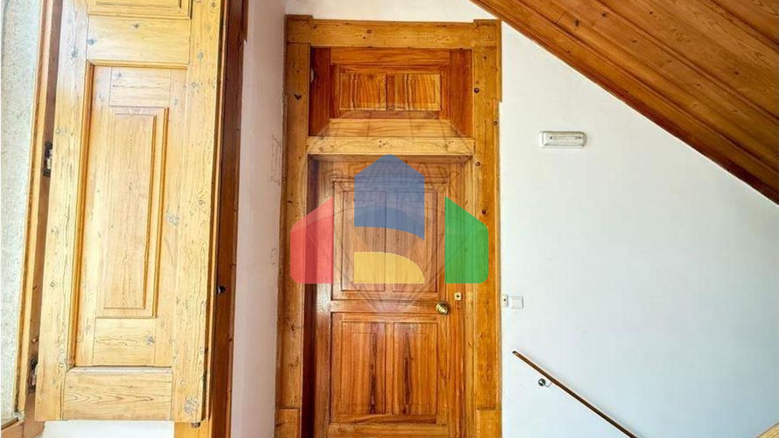 Residential - Condo/Apartment - T3 - Santa Maria Maior, Lisbon - PT