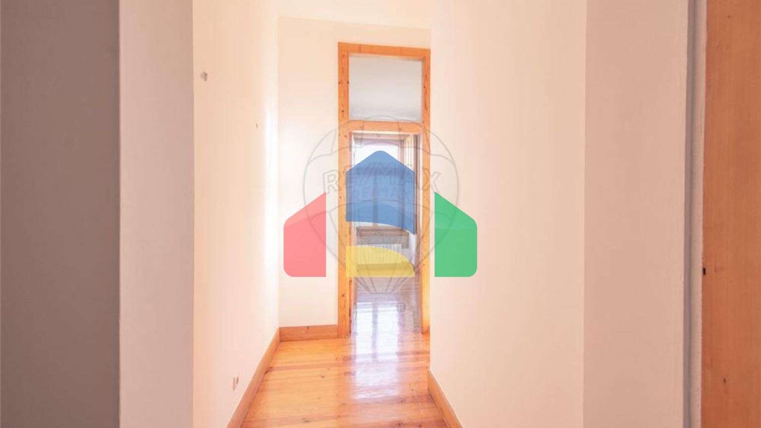 Residential - Condo/Apartment - T3 - Santa Maria Maior, Lisbon - PT