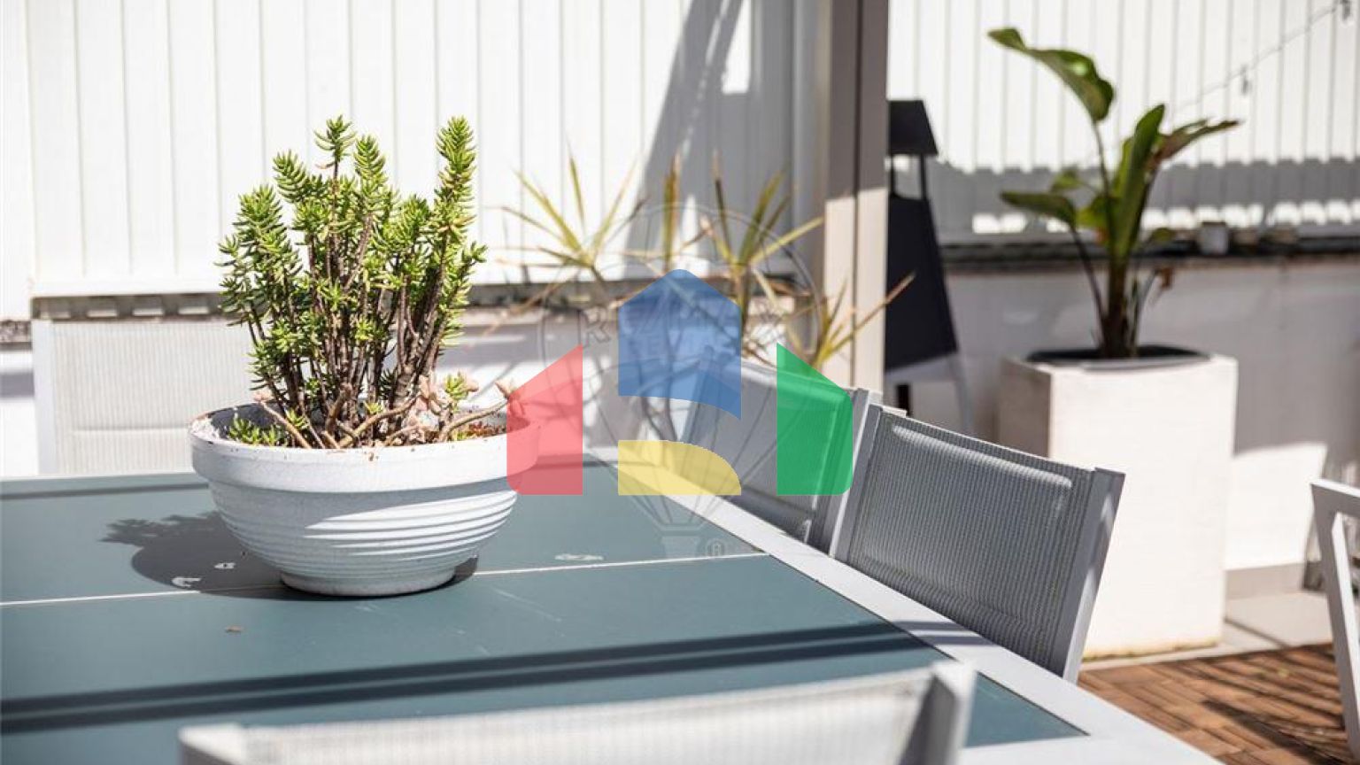 Residential - Condo/Apartment - T2 - Alverca do Ribatejo e Sobralinho, Vila Franca de Xira - PT