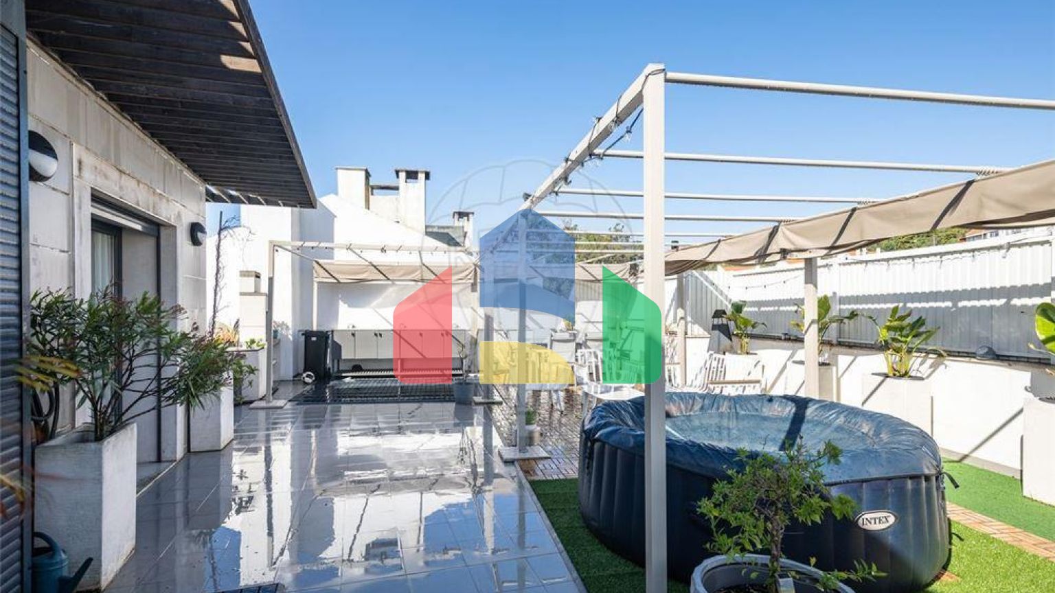 Residential - Condo/Apartment - T2 - Alverca do Ribatejo e Sobralinho, Vila Franca de Xira - PT