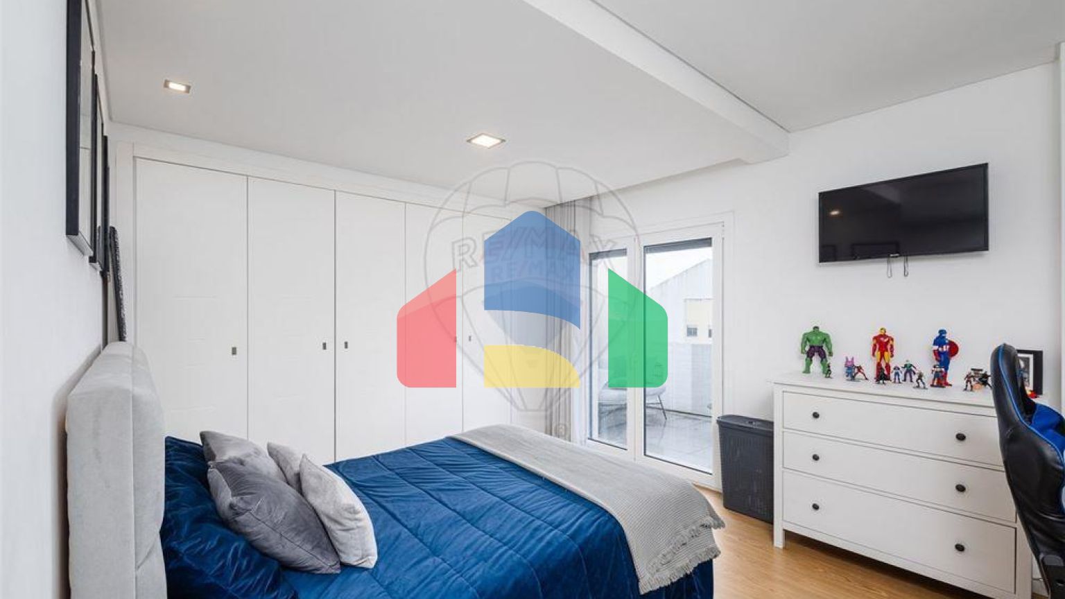 Residential - Condo/Apartment - T2 - Alverca do Ribatejo e Sobralinho, Vila Franca de Xira - PT