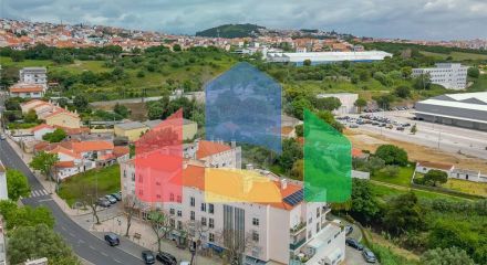 Residential - Condo/Apartment - T2 - Pontinha e Famões, Odivelas - PT