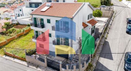Residential - Single Family Home - T6 - Pontinha e Famões, Odivelas - PT