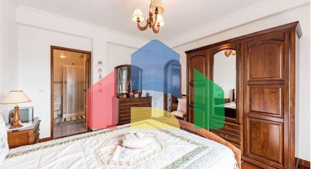 Residential - Single Family Home - T6 - Pontinha e Famões, Odivelas - PT