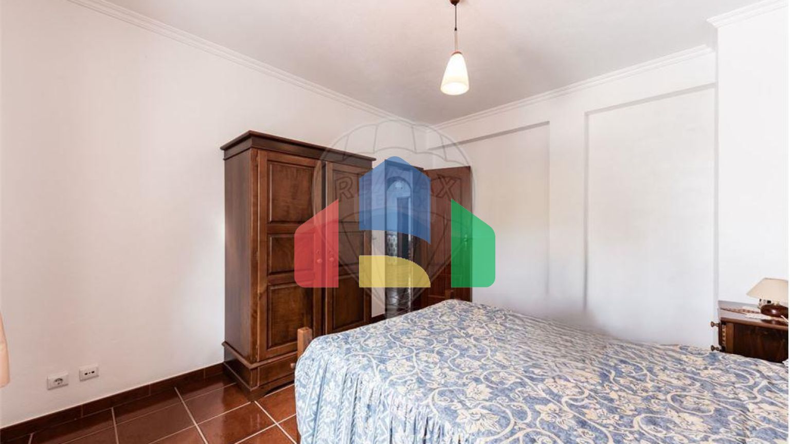 Residential - Single Family Home - T6 - Pontinha e Famões, Odivelas - PT