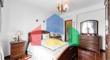 Residential - Single Family Home - T6 - Pontinha e Famões, Odivelas - PT