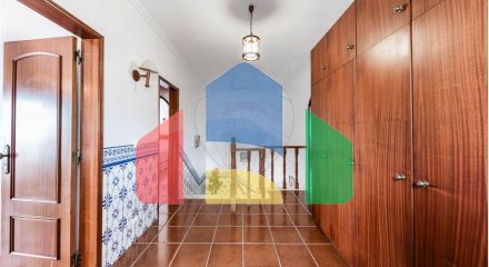 Residential - Single Family Home - T6 - Pontinha e Famões, Odivelas - PT