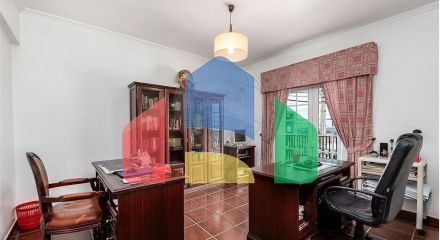 Residential - Single Family Home - T6 - Pontinha e Famões, Odivelas - PT