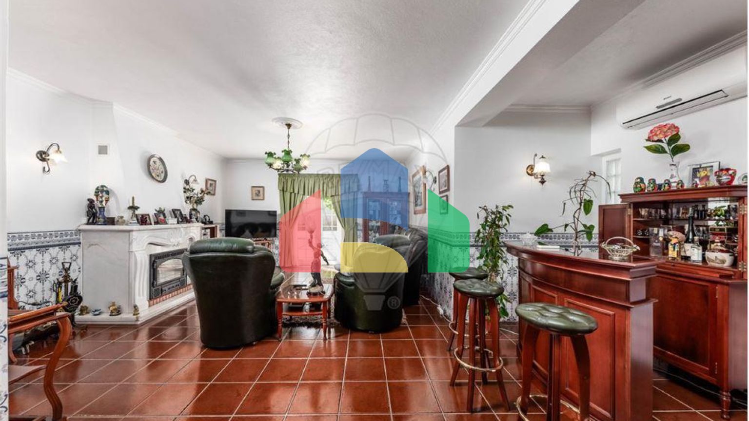 Residential - Single Family Home - T6 - Pontinha e Famões, Odivelas - PT