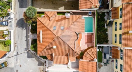 Residential - Single Family Home - T7 - Pontinha e Famões, Odivelas - PT