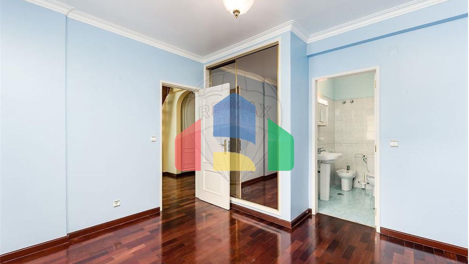 Residential - Single Family Home - T7 - Pontinha e Famões, Odivelas - PT