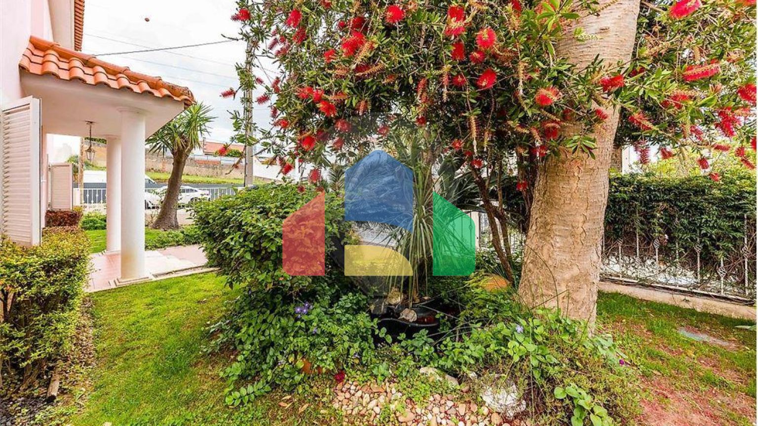 Residential - Single Family Home - T7 - Pontinha e Famões, Odivelas - PT