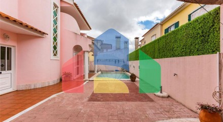 Residential - Single Family Home - T7 - Pontinha e Famões, Odivelas - PT