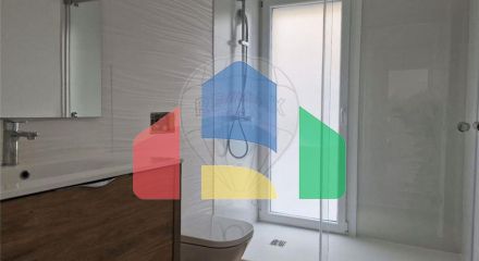 Residential - Single Family Home - T4 - Pontinha e Famões, Odivelas - PT