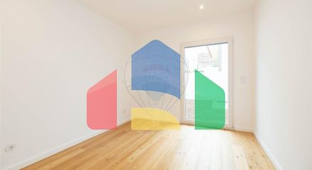 Residential - Single Family Home - T5 - Pontinha e Famões, Odivelas - PT Residential - Single Family Home - T5 - Pontinha e Famões, Odivelas - PT