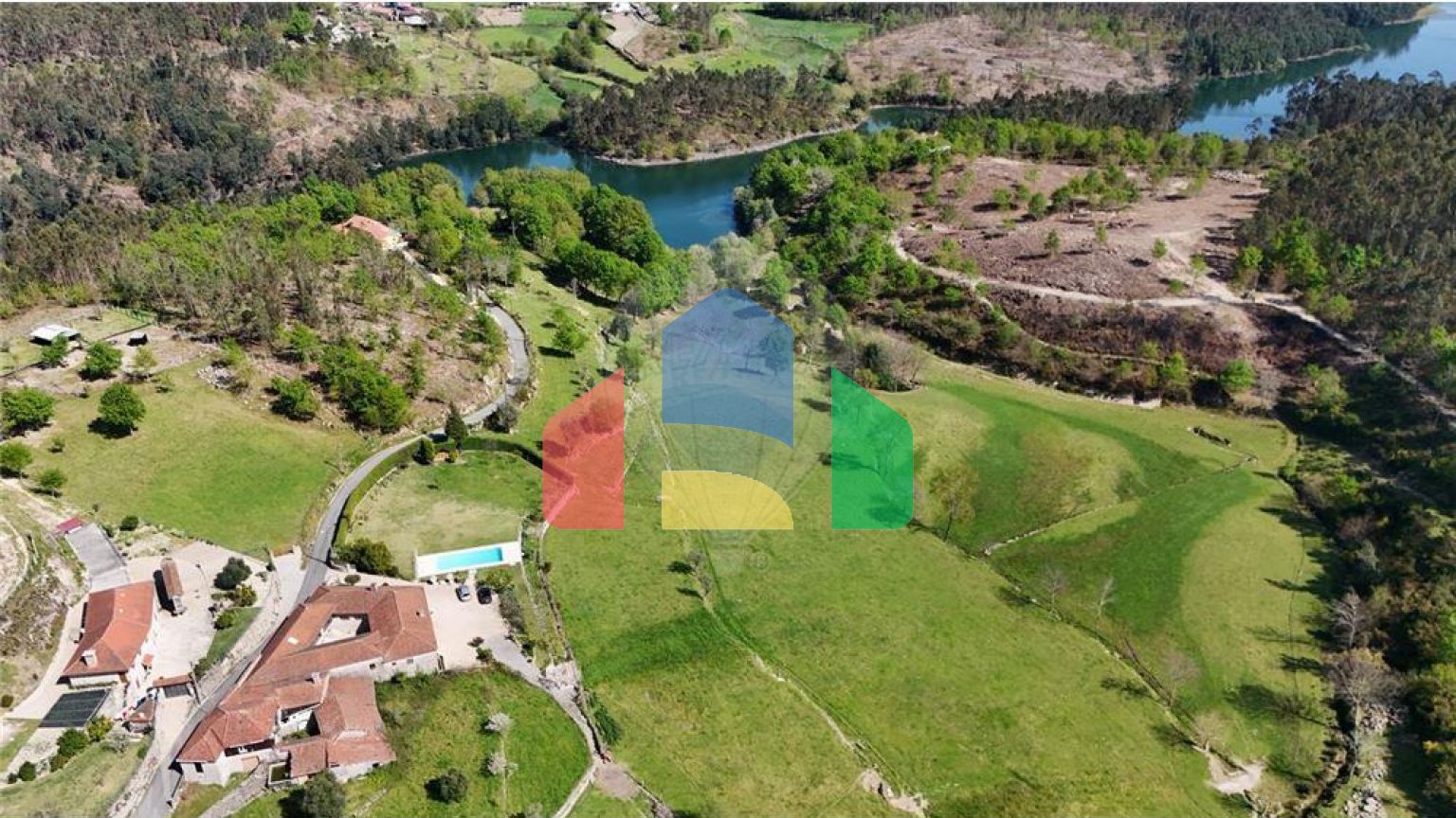 Residential - Single Family Home - T3 - Mosteiro, Vieira do Minho - PT