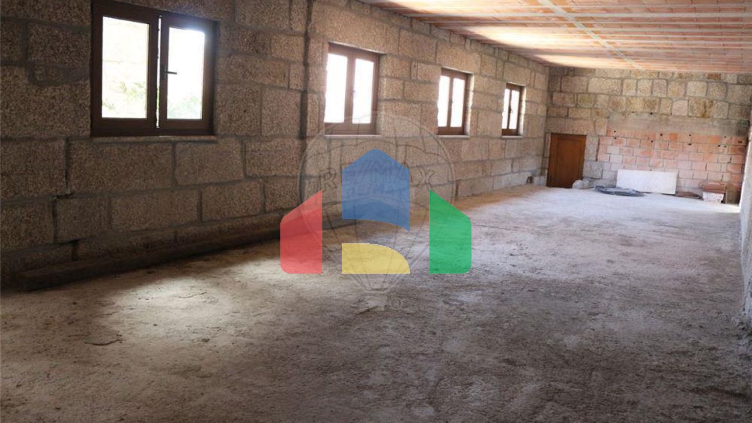 Residential - Single Family Home - T3 - Mosteiro, Vieira do Minho - PT