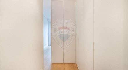 Residential - Condo/Apartment - T2 - Braga (São José de São Lázaro e São João do Souto), Braga - PT