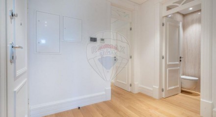 Residential - Condo/Apartment - T2 - Braga (São José de São Lázaro e São João do Souto), Braga - PT