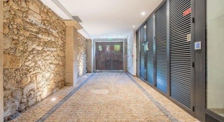 Residential - Condo/Apartment - T2 - Braga (São José de São Lázaro e São João do Souto), Braga - PT