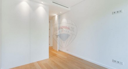 Residential - Condo/Apartment - T2 - Braga (São José de São Lázaro e São João do Souto), Braga - PT
