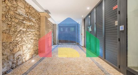 Residential - Condo/Apartment - T2 - Braga (São José de São Lázaro e São João do Souto), Braga - PT