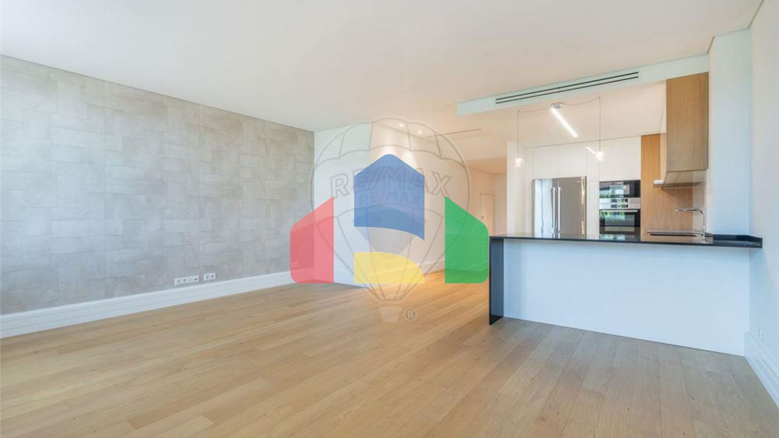 Residential - Condo/Apartment - T2 - Braga (São José de São Lázaro e São João do Souto), Braga - PT