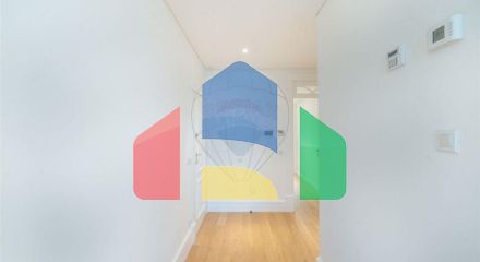 Residential - Condo/Apartment - T2 - Braga (São José de São Lázaro e São João do Souto), Braga - PT