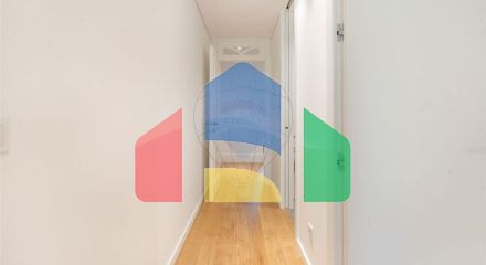 Residential - Condo/Apartment - T2 - Braga (São José de São Lázaro e São João do Souto), Braga - PT