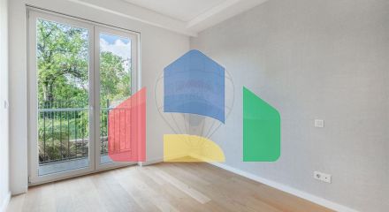 Residential - Condo/Apartment - T2 - Braga (São José de São Lázaro e São João do Souto), Braga - PT